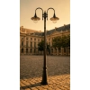 Dwuramienna wysoka czarna lampa stojąca ogrodowa solidna latarnia retro