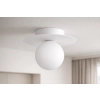 Minimalistyczna lampa sufitowa z kloszem w kolorze bieli