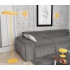 Lampa podłogowa w kolorze pomarańczowym do nowoczesnego salonu