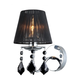 Elegancka lampa ścienna w kolorze chromu, z abażurem i kryształkami