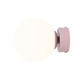 Stylowa lampa ścienna z mlecznym kloszem na różowej podstawie