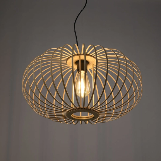 Stylowa lampa wisząca z abażurem z drewnianych pasków, styl rustykalny