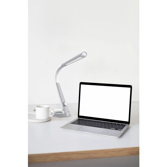 Nowoczesna srebrna lampa biurkowa LED z gniazdem USB i ściemniaczem