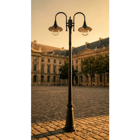 Dwuramienna wysoka czarna lampa stojąca ogrodowa solidna latarnia retro