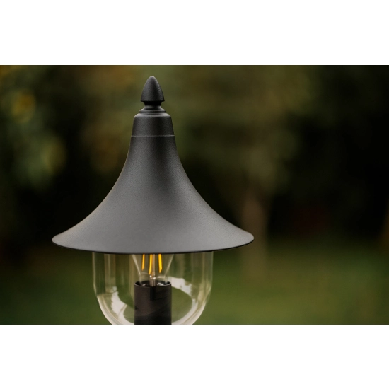 Czarna lampa zewnętrzna stojąca latarnia do oświetlenia ogrodu