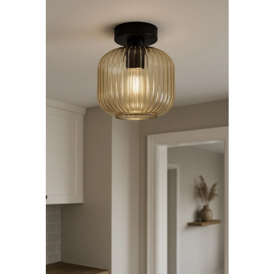 Lampa sufitowa z niebanalnym kloszem w kolorze bursztynu CLARK