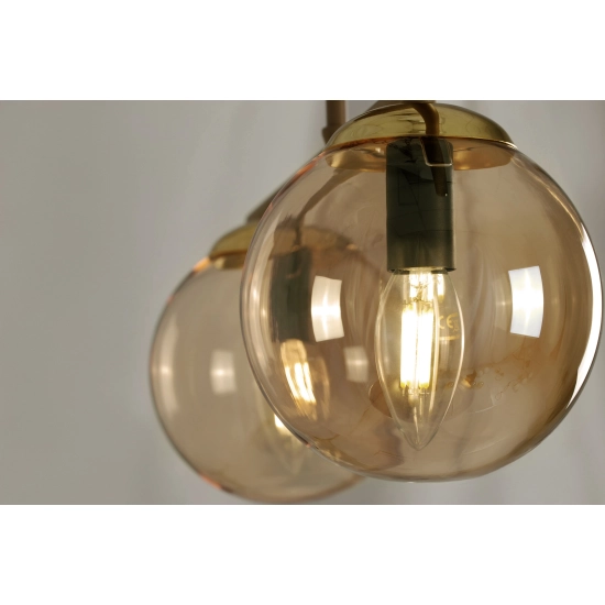 Lampa sufitowa do eleganckiej sypialni, dwa klosze na pręcie