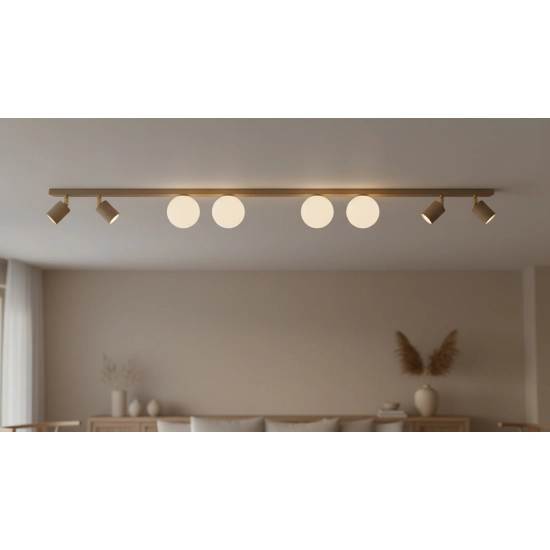 Lampa sufitowa kaszmirowa z białymi kloszami i reflektorami