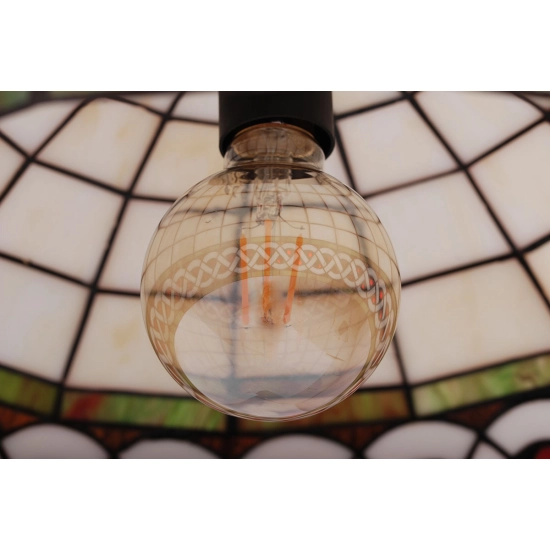 Lampa wisząca na łańcuchu z witrażowym kloszem w stylu vintage