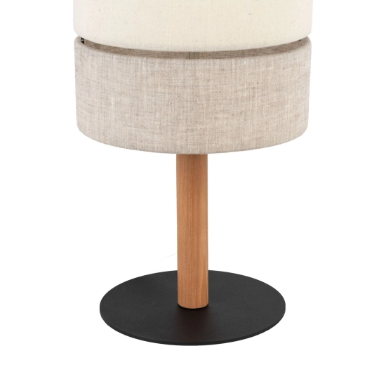 Prosta, abażurowa lampka stołowa na drewnianej nodze, do sypialni
