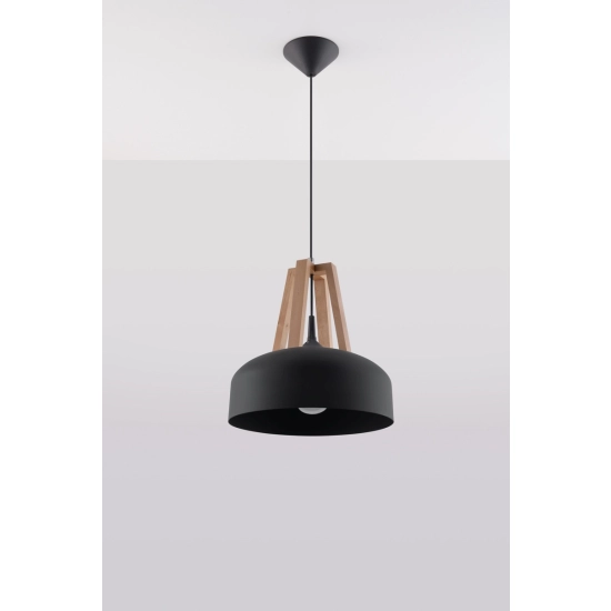 Czarna lampa wisząca z naturalnym drewnem, idealna do kuchni, gwint E27