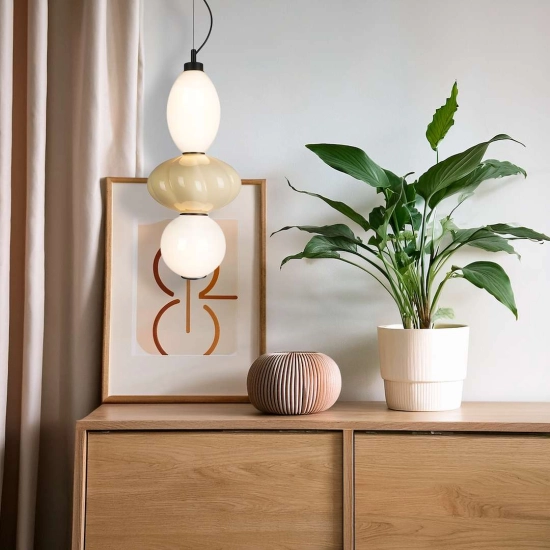 Lampa wisząca LED ze szklanymi kloszami do sypialni