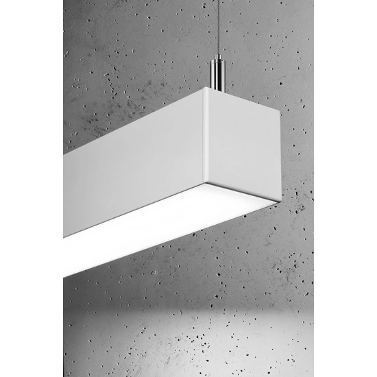 Biała lampa wisząca o długości 115cm z wbudowanym światłem LED