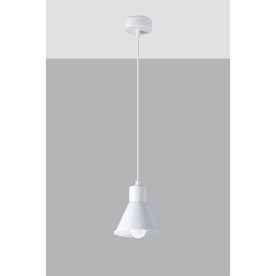 Nowoczesna, minimalistyczna, biała lampa wisząca z metalowym kloszem