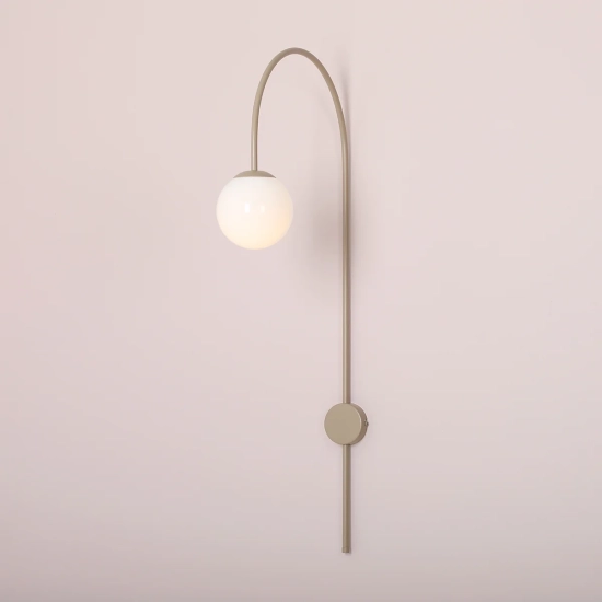 Nowoczesna lampa ścienna w kształcie łuku, styl modernistyczny