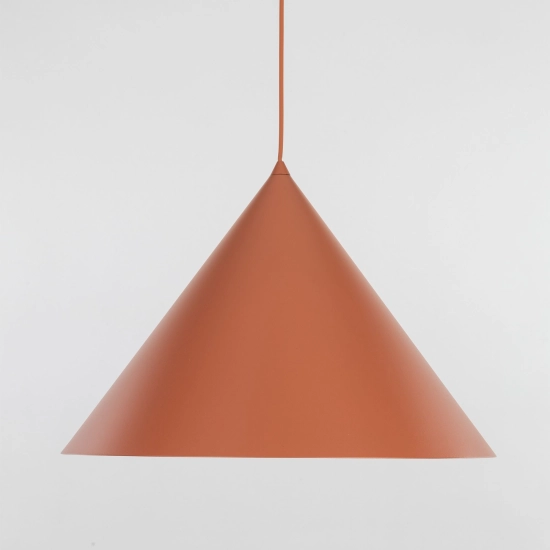 Stożkowa, geometryczna lampa wisząca w kolorze ceglanym ⌀50cm