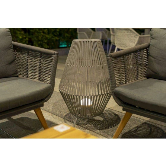 Nowoczesna lampa LED do ogrodu imitująca lampion, ładowana przez USB