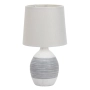 Lampa stołowa w białym kolorze, z materiałowym abażurem, do sypialni